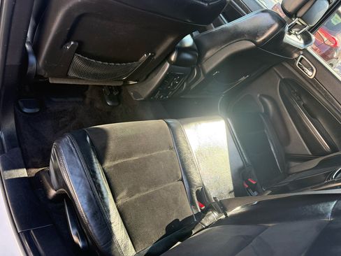 Used 2015 Jeep Grand Cherokee Altitude image 38