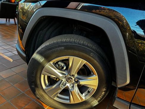 Used 2023 Toyota RAV4 XLE image 15