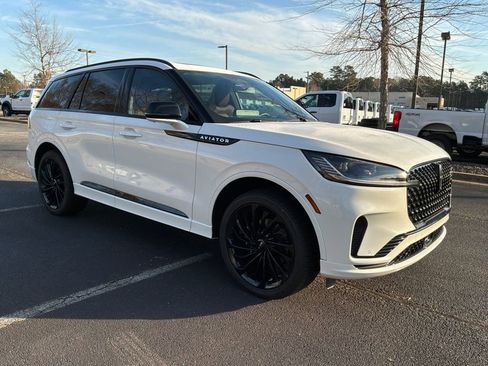New 2026 Lincoln Aviator Reserve image 1