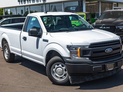 Used 2020 Ford F150 XL w/ Trailer Tow Package RWD image 2