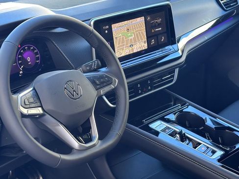 New 2026 Volkswagen Atlas Cross Sport SEL R-Line AWD/4WD image 8