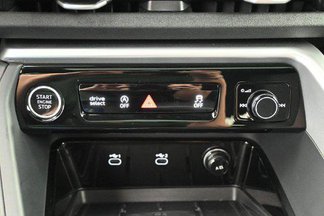 Used 2025 Audi Q5 Premium AWD/4WD image 22