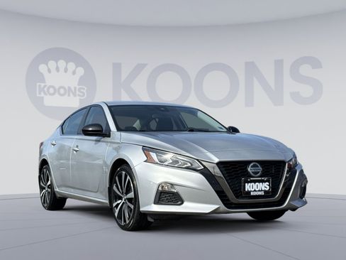 Used 2021 Nissan Altima 2.5 SR image 10