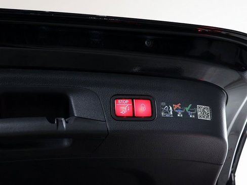 Certified 2026 Mercedes-Benz GLE 350 4MATIC image 33