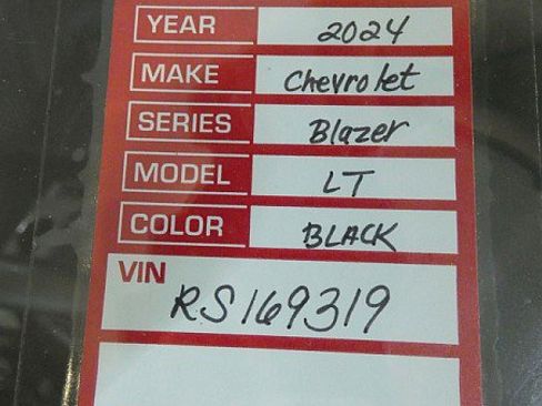 Used 2024 Chevrolet Blazer LT w/ Convenience Package FWD image 27