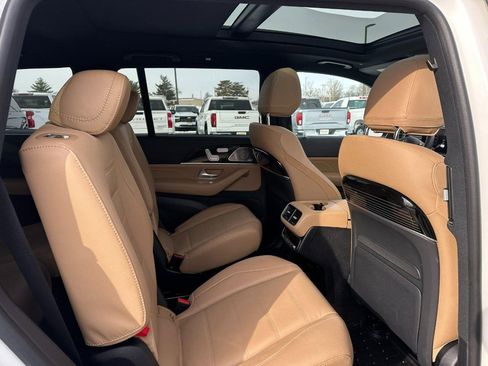 Used 2024 Mercedes-Benz GLS 450 GLS 450 4MATIC SUV image 10