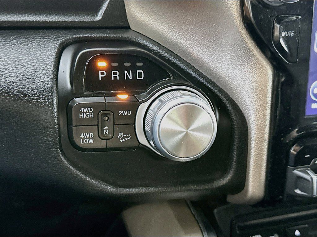 Used 2019 RAM 2500 Laramie AWD/4WD image 16
