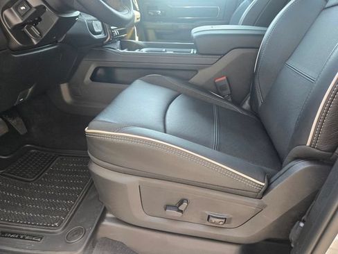 New 2026 RAM 2500 Limited AWD/4WD image 9