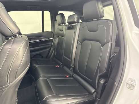 Used 2024 Jeep Grand Cherokee Limited 4xe AWD/4WD image 21