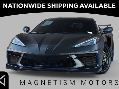 Used 2021 Chevrolet Corvette Stingray Preferred Cpe w/ Z51 Performance Package RWD image 1