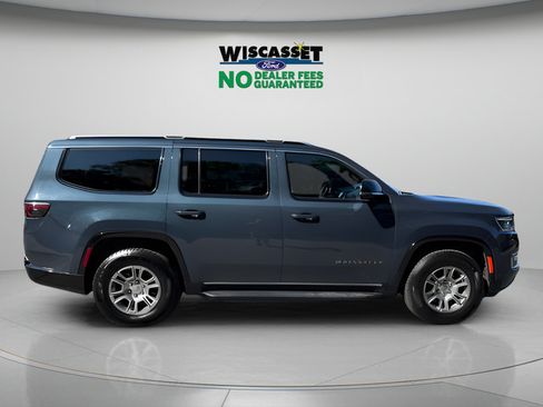 Used 2023 Jeep Wagoneer 4WD image 6