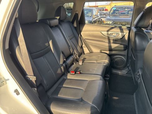 Used 2014 Nissan Rogue SL image 7