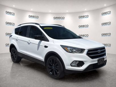 Used 2018 Ford Escape SE w/ SE Sport Appearance Package