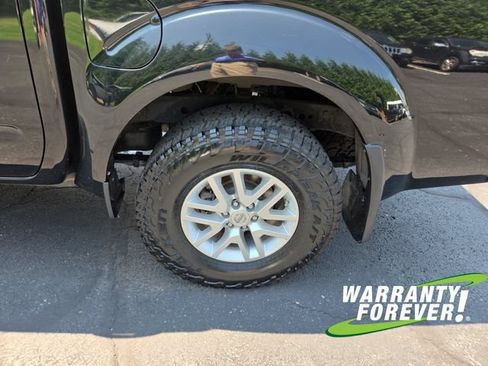 Used 2017 Nissan Frontier SV w/ SV Value Truck Package AWD/4WD image 21