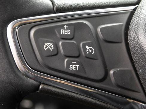 Used 2016 Chevrolet Malibu LT image 14