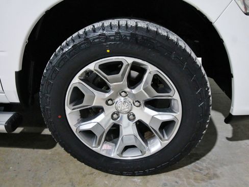 Used 2018 RAM 1500 Limited AWD/4WD image 16