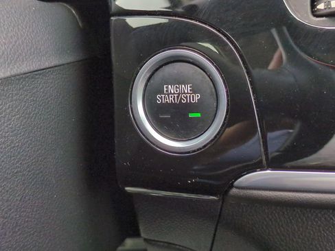 Used 2021 Buick Encore Preferred image 24