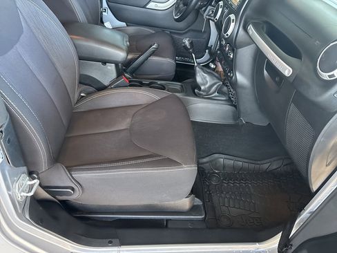 Used 2014 Jeep Wrangler Sahara w/ Dual Top Group image 24