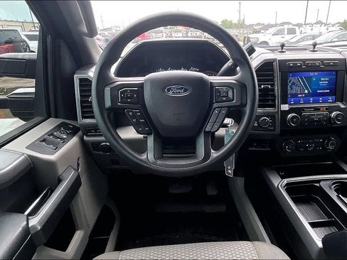 Used 2019 Ford F250 XLT w/ XLT Premium Package AWD/4WD image 8