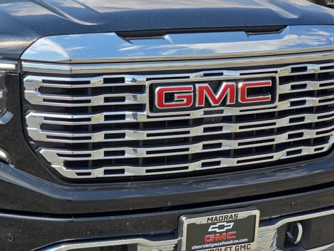 Used 2024 GMC Sierra 1500 Denali w/ Denali Reserve Package image 47