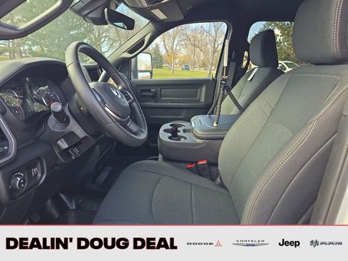 New 2026 RAM 2500 Tradesman AWD/4WD image 10