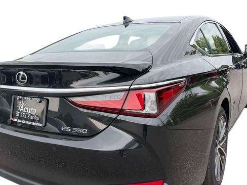 Used 2024 Lexus ES 350 w/ Premium Package FWD image 7