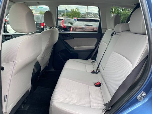Used 2015 Subaru Forester 2.5i Premium w/ All-Weather Package AWD/4WD image 22