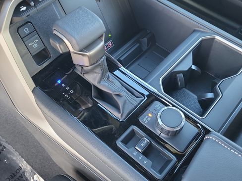 New 2026 Toyota Tundra Limited image 15