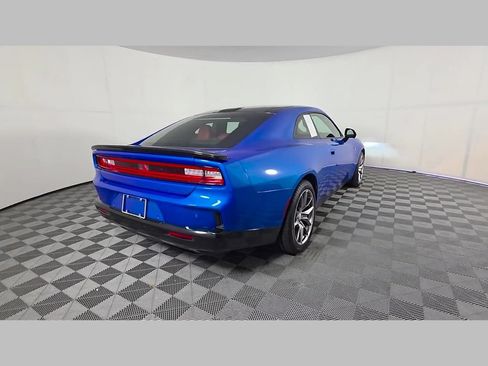 Used 2025 Dodge Charger Daytona Scat Pack w/ Track Pack AWD/4WD image 42