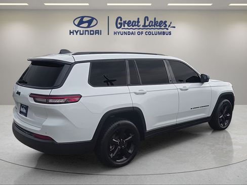 Used 2023 Jeep Grand Cherokee L Laredo AWD/4WD image 5