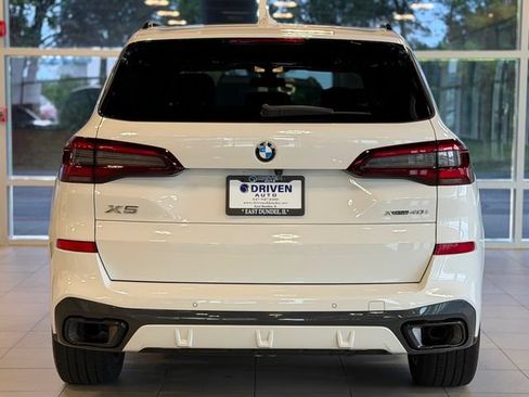Used 2022 BMW X5 xDrive40i w/ M Sport Package AWD/4WD image 10
