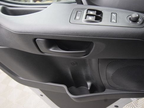New 2026 RAM ProMaster 3500 w/ Convenience Group FWD image 31