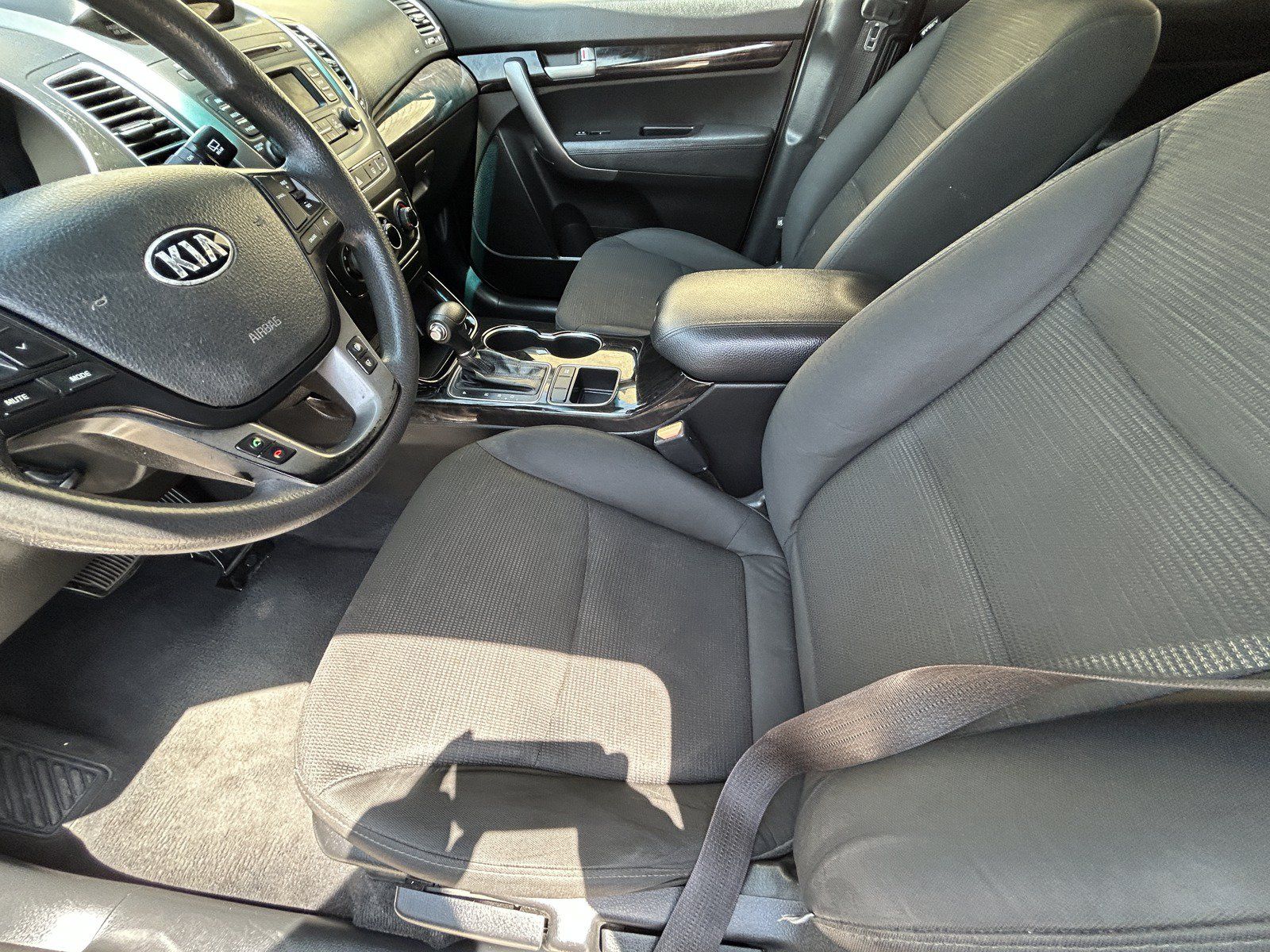 Used 2015 Kia Sorento LX AWD/4WD image 11