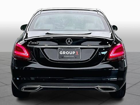 Used 2020 Mercedes-Benz C 300 Sedan image 4