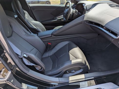 Used 2024 Chevrolet Corvette Stingray Coupe w/ 1LT RWD image 31