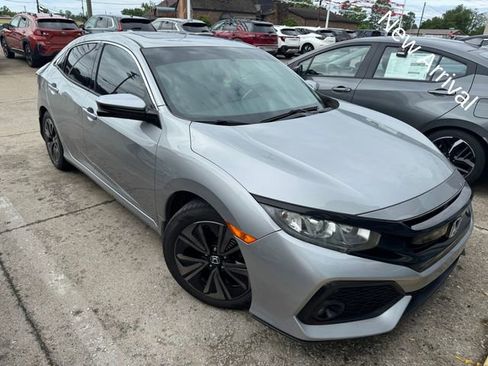 Used 2017 Honda Civic EX image 1