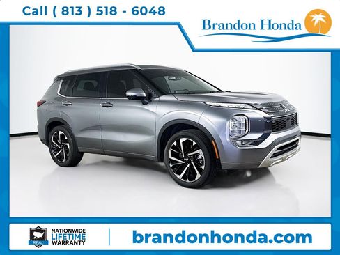 Used 2022 Mitsubishi Outlander SEL image 1