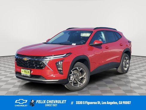 New 2026 Chevrolet Trax LT image 1