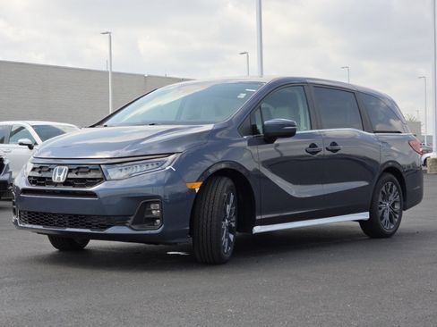 New 2026 Honda Odyssey Touring image 15