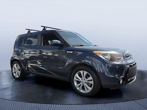 Used 2016 Kia Soul + FWD image 1