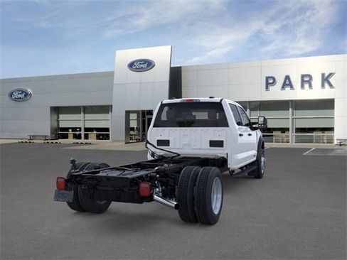 New 2025 Ford F550 4x4 Crew Cab Super Duty image 8