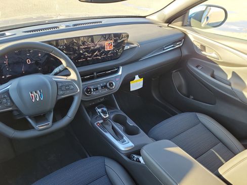 New 2026 Buick Envista Preferred w/ Convenience I Package image 3