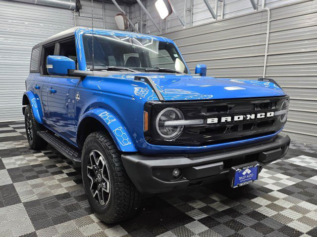 Used 2022 Ford Bronco Outer Banks AWD/4WD image 5