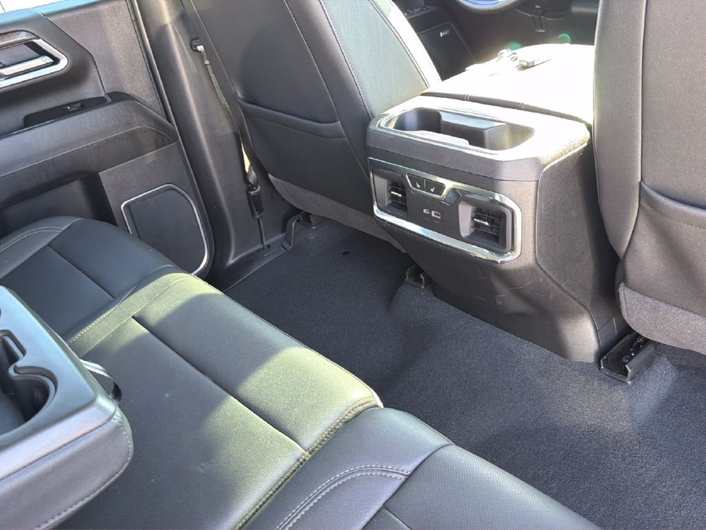 Used 2025 Chevrolet Silverado 3500 LTZ w/ LTZ Plus Package AWD/4WD image 32