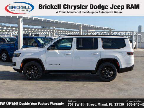 New 2025 Jeep Wagoneer Series II w/ Convenience Group I image 8