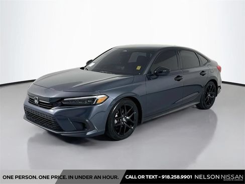 Used 2022 Honda Civic Sport image 1
