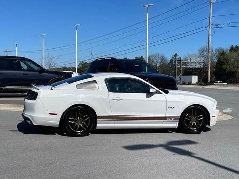 Used 2013 Ford Mustang GT Premium w/ Brembo Brake Pkg image 8