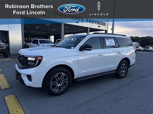 New 2025 Ford Expedition Active image 1