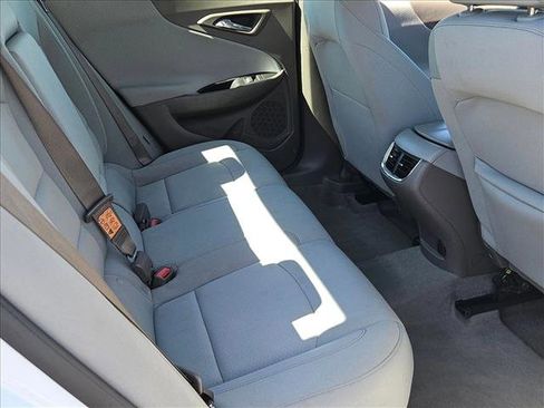 Used 2024 Chevrolet Malibu LT image 24