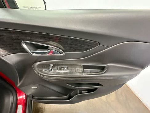 Used 2014 Buick Encore Premium AWD/4WD image 21